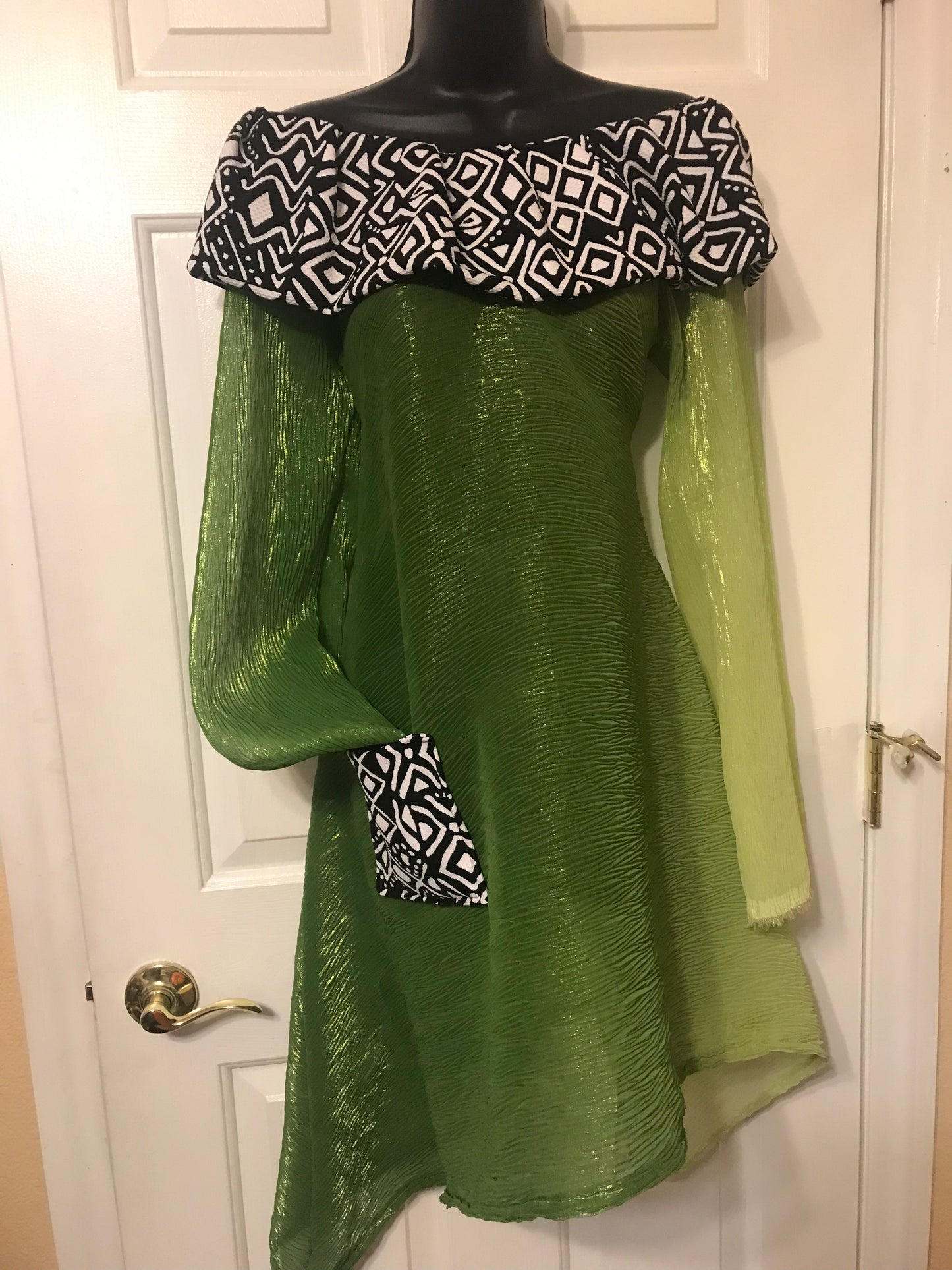 Bold Collar Tunic